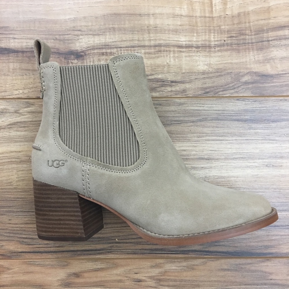 NIB UGG Boots - Picture 5 of 7